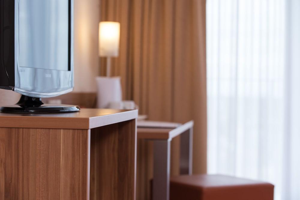 Hotel Western Frankfurt Airport 4*