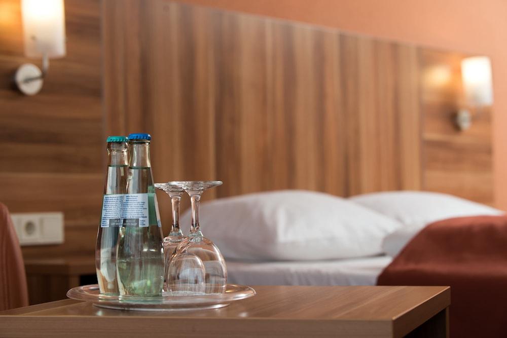 Western Frankfurt Airport 4*